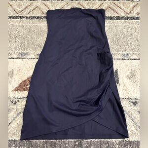 Susana Monaco Small side ruched strapless mini dress. NWOT $188 navy blue